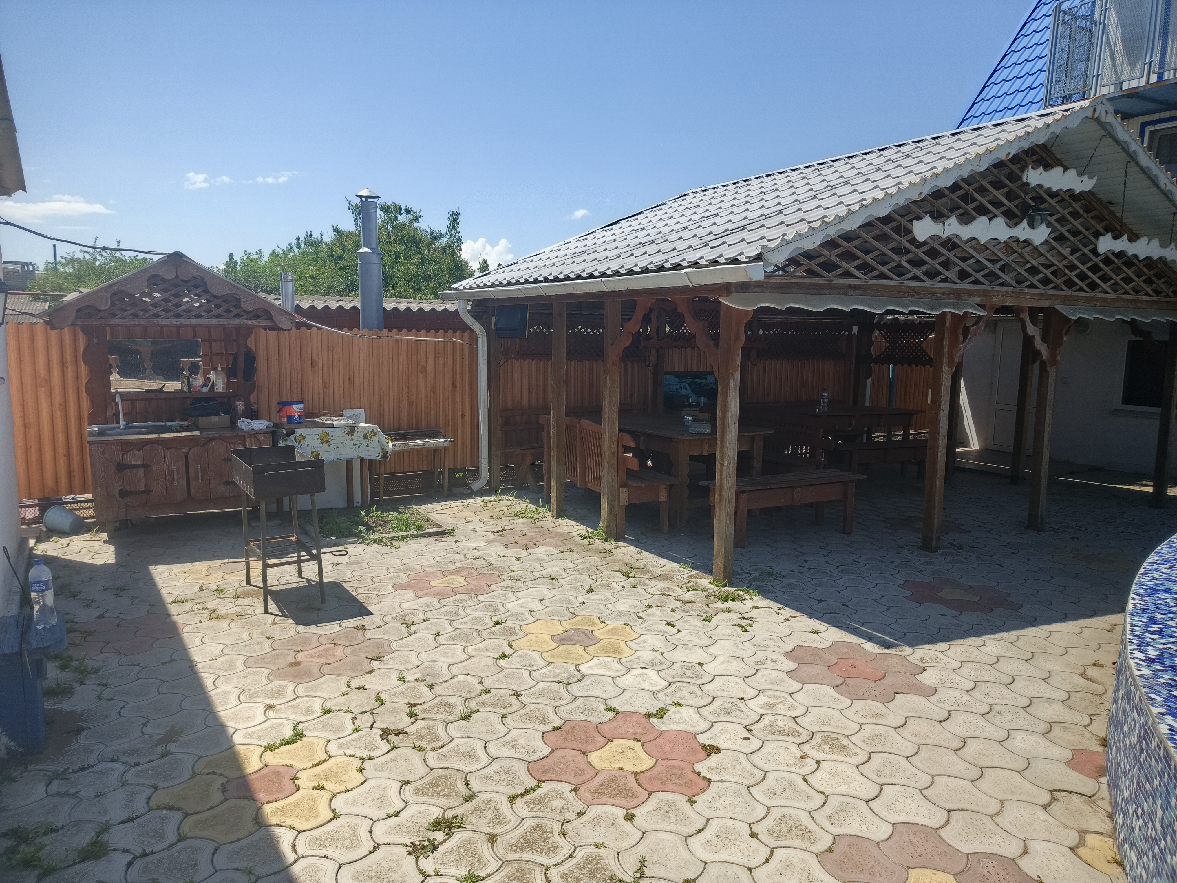 Галерея