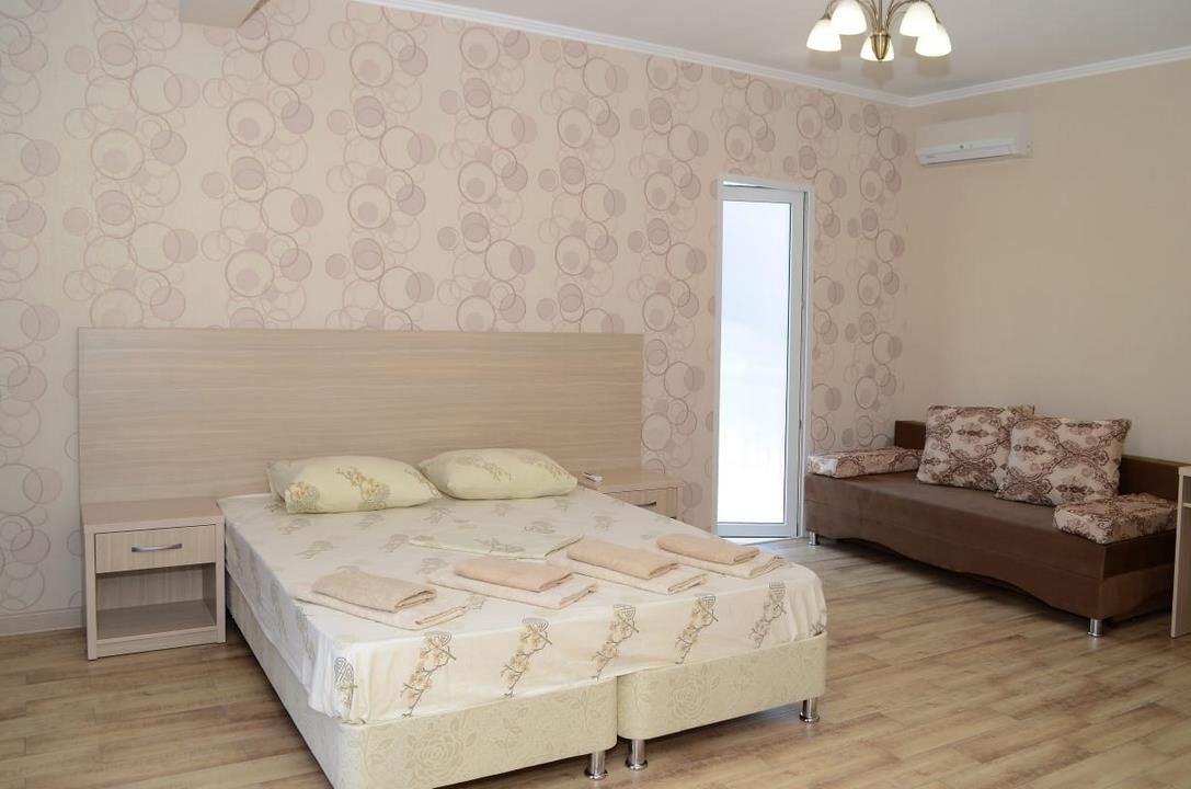 Галерея